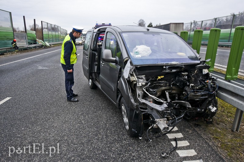 Uwaga wypadek! Utrudnienia na S7 zdjęcie nr 191095