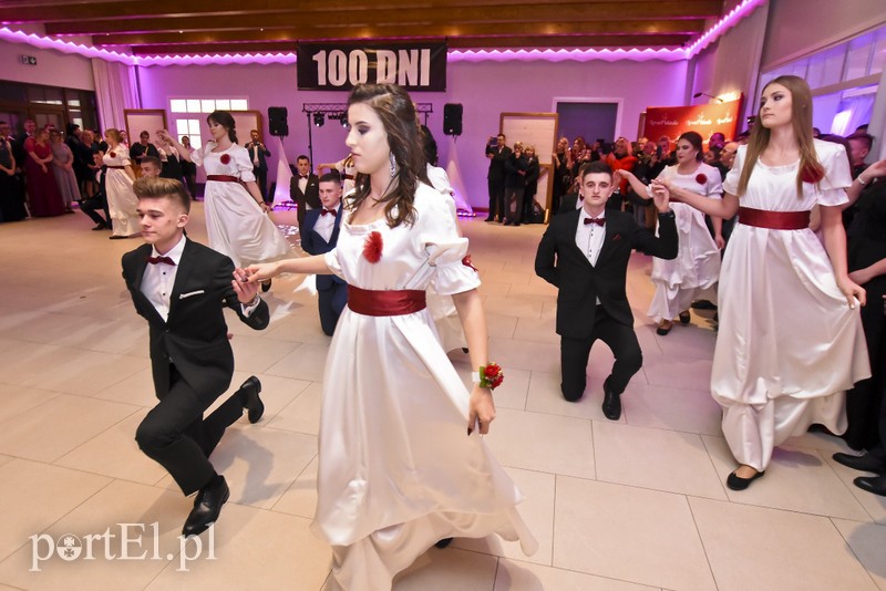 IV LO: Studniówka ze sportowym akcentem zdjęcie nr 192567