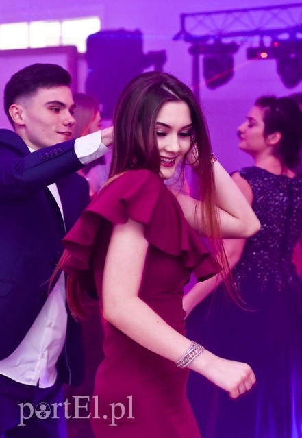 IV LO: Studniówka ze sportowym akcentem zdjęcie nr 192627