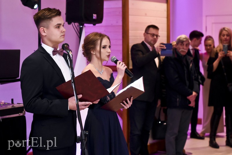 Elbląg IV LO: Studniówka ze sportowym akcentem