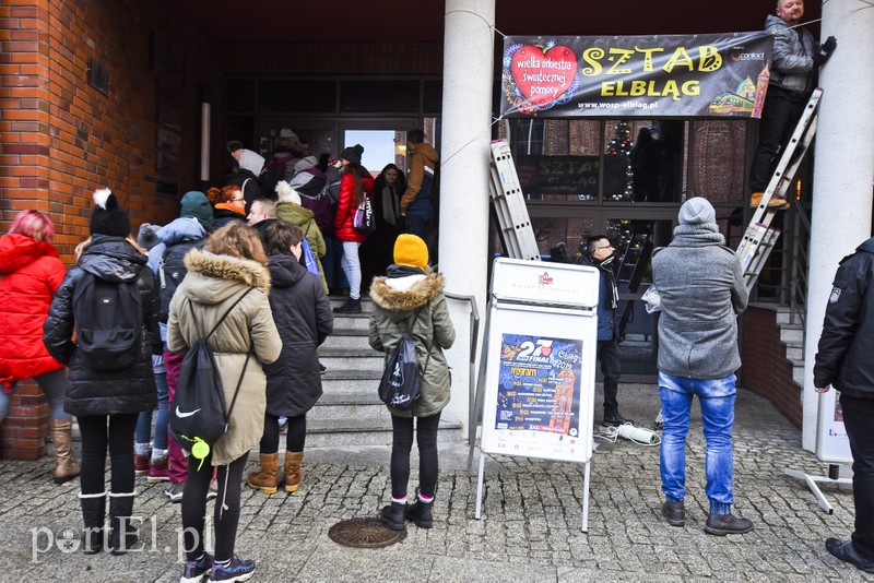 Orkiestra zaczęła grać zdjęcie nr 193012