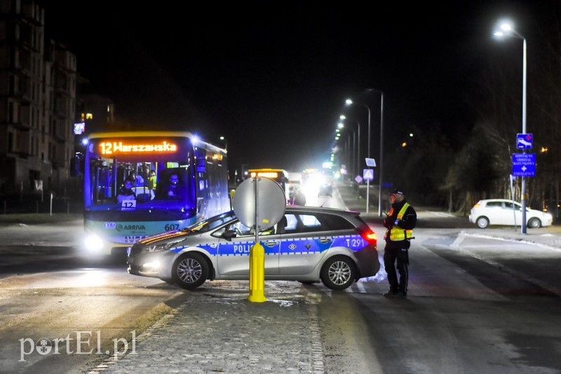 Bomba na stacji paliw, na szczęście to tylko głupi "żart" zdjęcie nr 193245