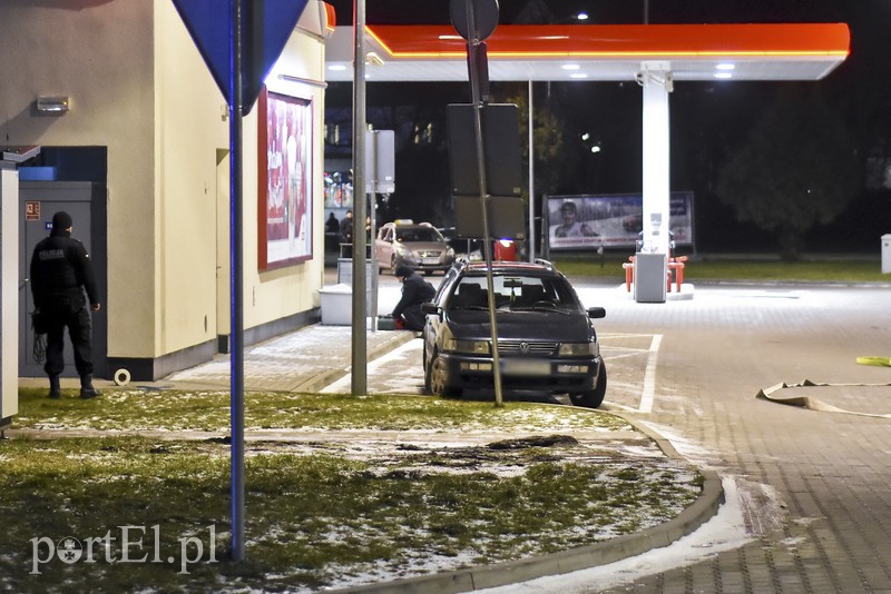 Bomba na stacji paliw, na szczęście to tylko głupi "żart" zdjęcie nr 193244