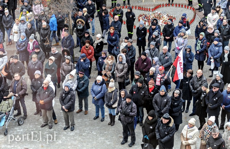 Elbląg pożegnał Pawła Adamowicza zdjęcie nr 193398