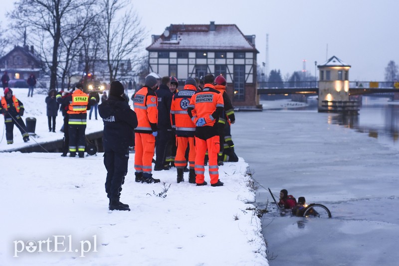 Tragiczny wypadek, mężczyzna wpadł do rzeki (aktualizacja) zdjęcie nr 193849