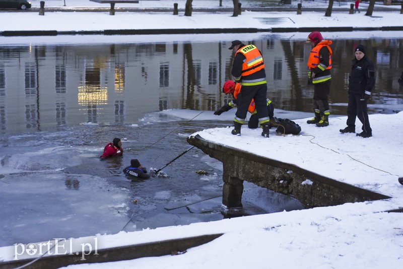 Tragiczny wypadek, mężczyzna wpadł do rzeki (aktualizacja) zdjęcie nr 193845
