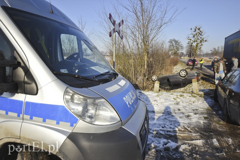 Elbląg Dachowanie na drodze nr 503