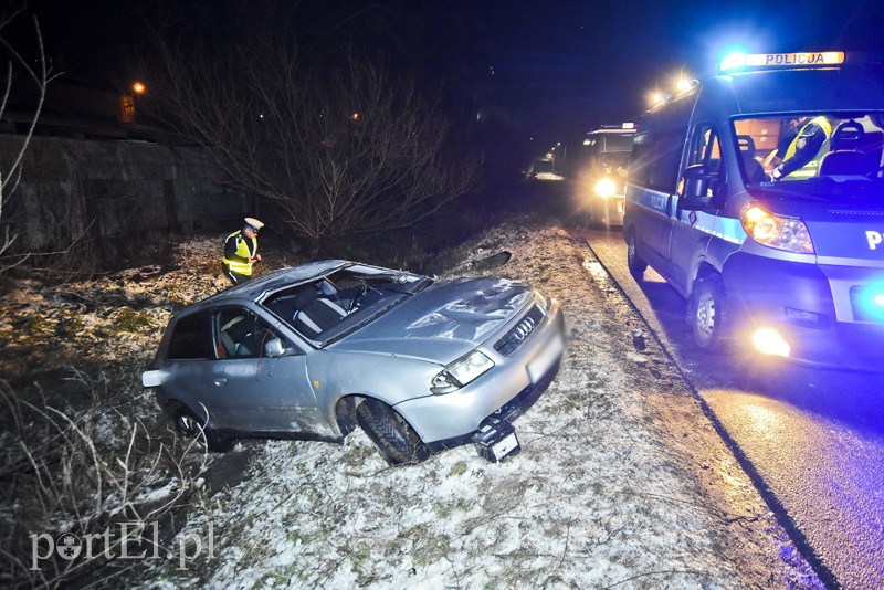 Elbląg Dachowanie na Radomskiej, kierowca uciekł