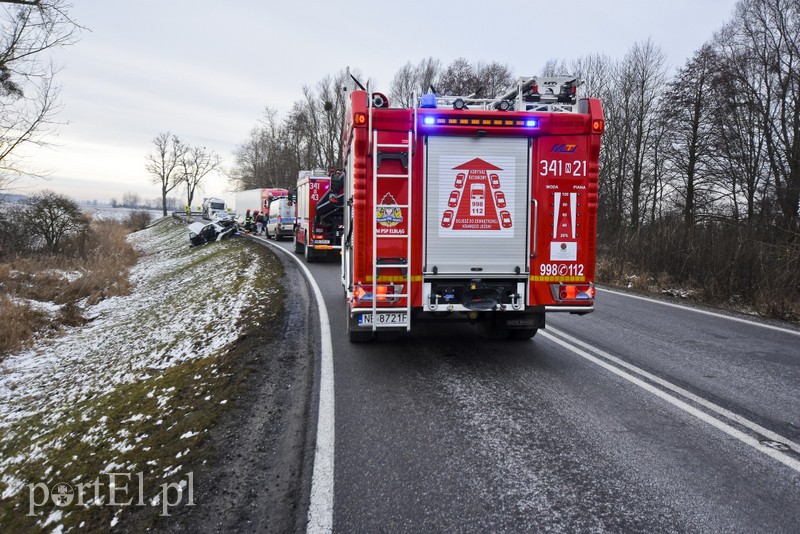 Wypadek audi z bmw na DK 22 zdjęcie nr 195315