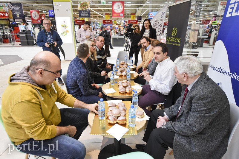 Zjedli górę pączków zdjęcie nr 195728