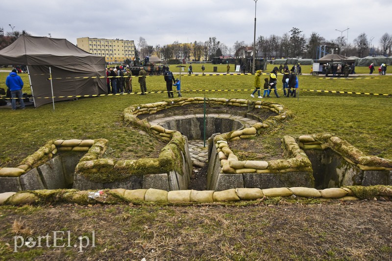 Żołnierze zapraszają na piknik. Co Wy NA TO? zdjęcie nr 196188