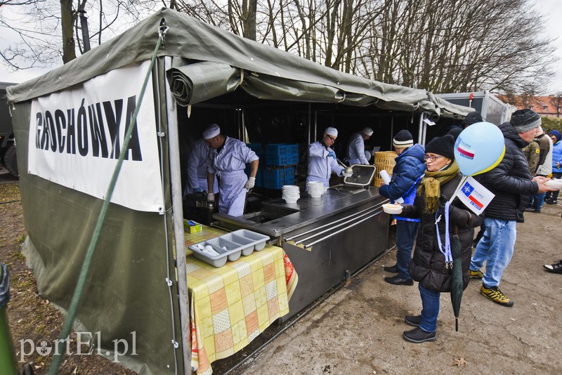 Żołnierze zapraszają na piknik. Co Wy NA TO? zdjęcie nr 196176