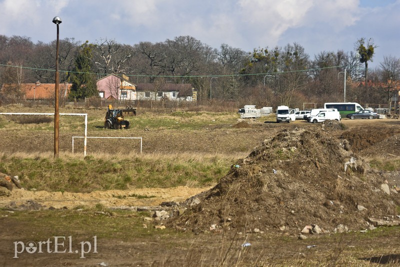 Przy Łęczyckiej ruszyła budowa strażnicy zdjęcie nr 197417