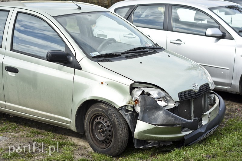 Kolizja toyoty z tirem, utrudnienia na ul. Browarnej zdjęcie nr 197440