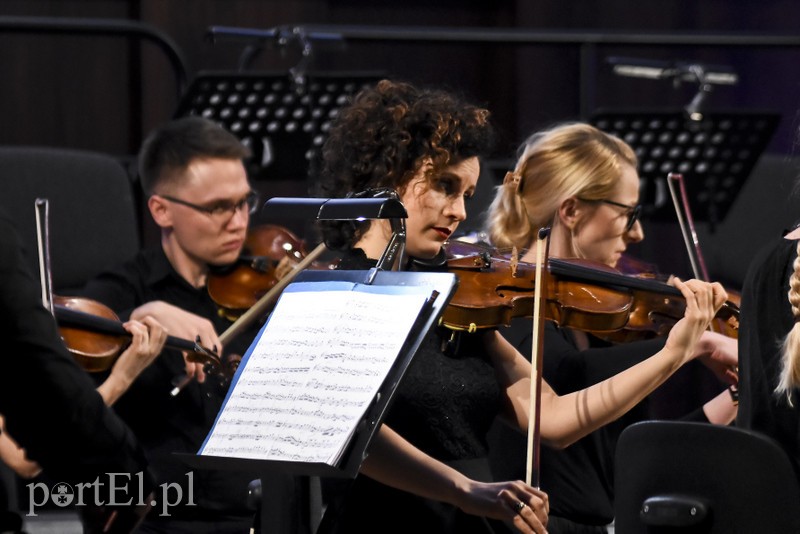 Koncert z okazji Międzynarodowego Konkursu Instrumentów Smyczkowych zdjęcie nr 198043