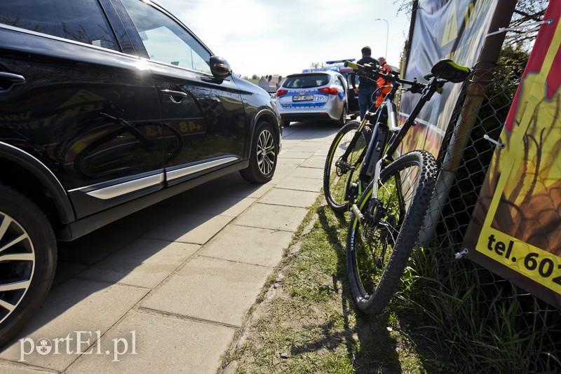 Potrącenie zakonnicy i rowerzysty zdjęcie nr 199339