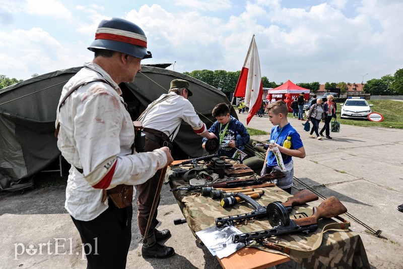 Dobrze się bawili ze służbami zdjęcie nr 200742