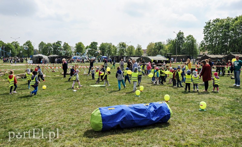 Dobrze się bawili ze służbami zdjęcie nr 200740