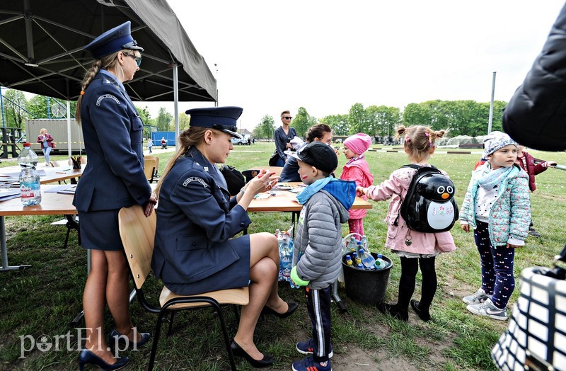 Dobrze się bawili ze służbami zdjęcie nr 200752