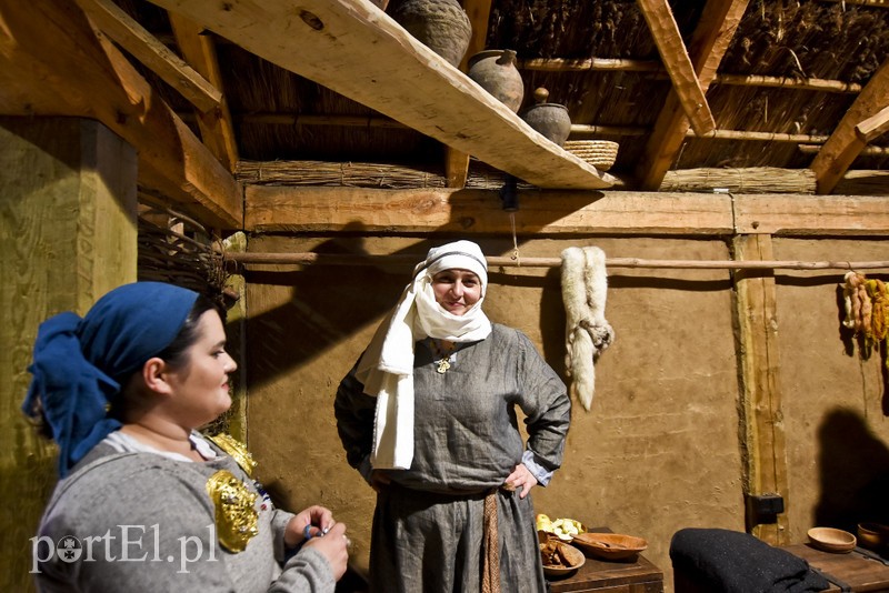 Wieczorne gry, pokazy i wystawy zdjęcie nr 201021