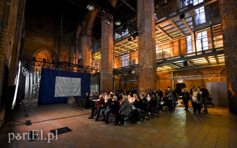 Wieczorne gry, pokazy i wystawy zdjęcie nr 201115