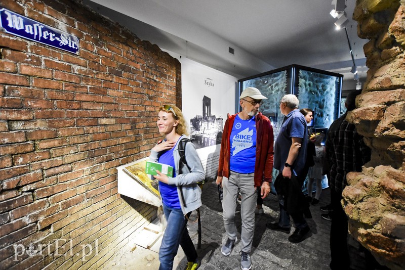 Wieczorne gry, pokazy i wystawy zdjęcie nr 201096