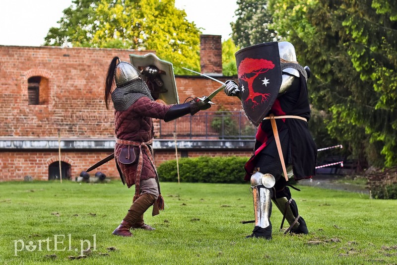 Wieczorne gry, pokazy i wystawy zdjęcie nr 201056