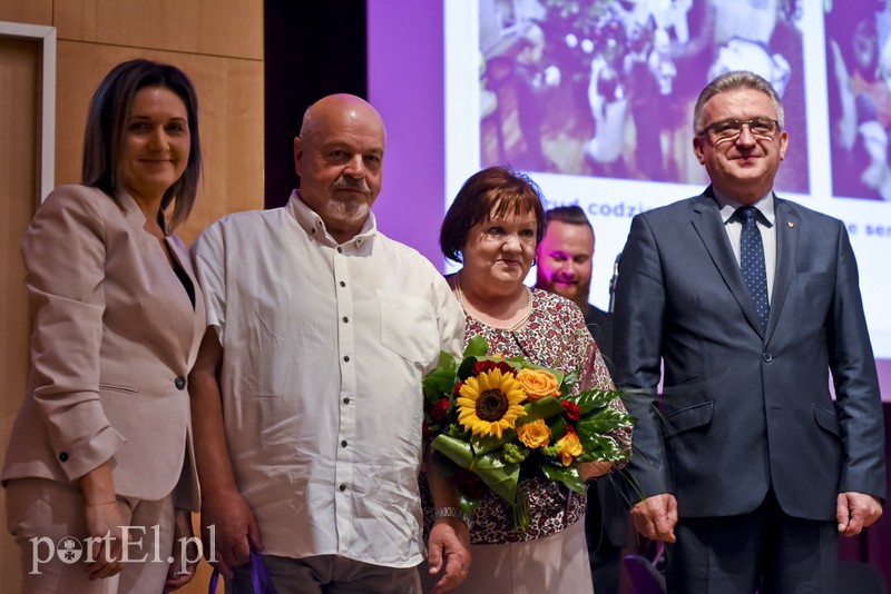 Tangiem podziękowali za wychowawczy trud zdjęcie nr 201421