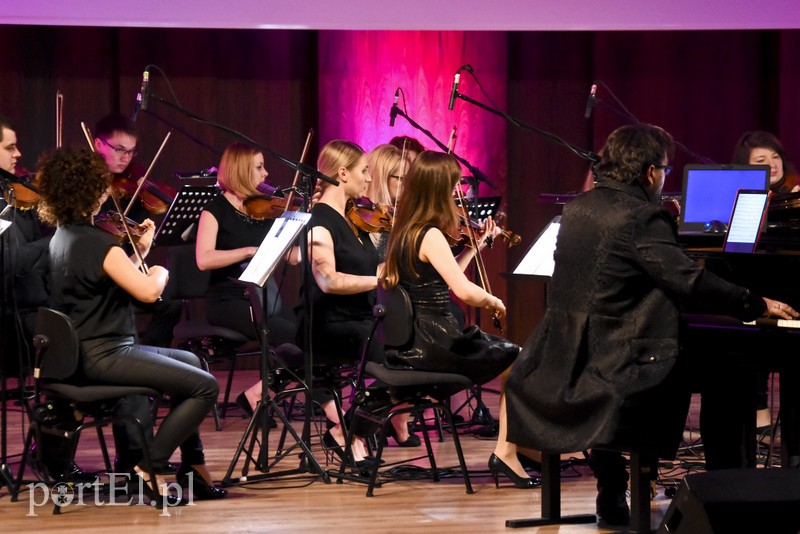 Tangiem podziękowali za wychowawczy trud zdjęcie nr 201438