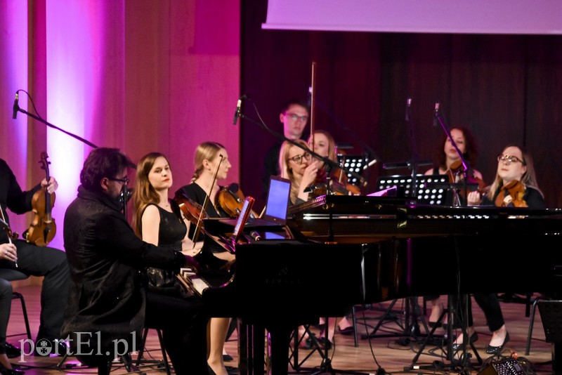 Tangiem podziękowali za wychowawczy trud zdjęcie nr 201436