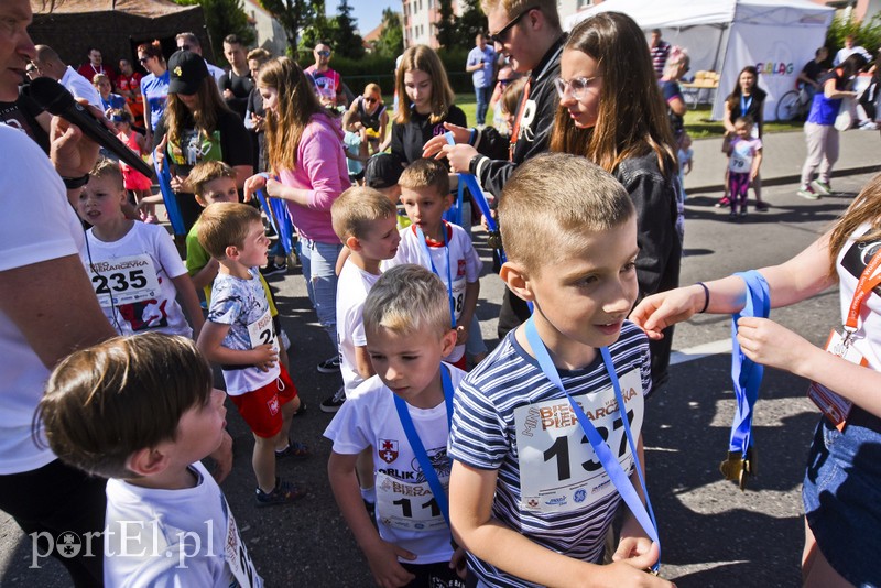 Elblążanin drugi w Biegu Piekarczyka zdjęcie nr 202111