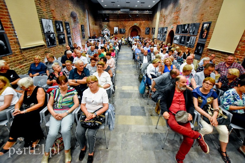 Ogrody Polityki: Poczucie wspólnoty zostało zniszczone  zdjęcie nr 203155