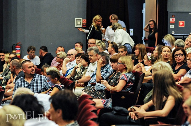 Oni po prostu bawią się tańcem zdjęcie nr 203471