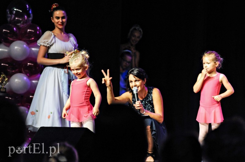 Oni po prostu bawią się tańcem zdjęcie nr 203480