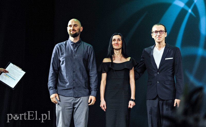 Oni po prostu bawią się tańcem zdjęcie nr 203570