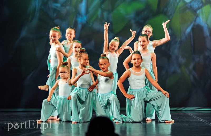 Oni po prostu bawią się tańcem zdjęcie nr 203491