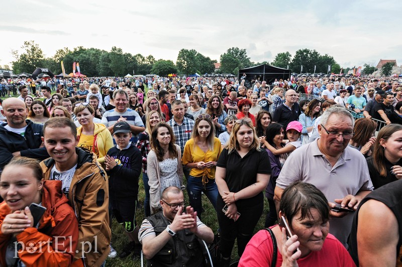 Kolorowo i koncertowo – tak zaczęło się święto miasta zdjęcie nr 203916