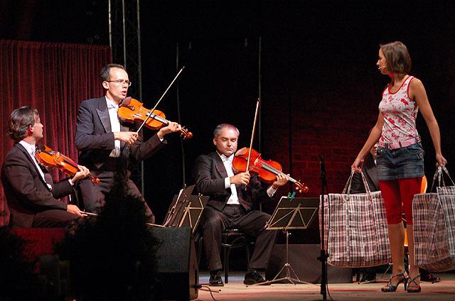 XII Elbląskie Noce Teatru i Poezji - dzień 2 zdjęcie nr 16400