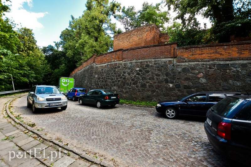 Nad jezioro, na cmentarz i na lody  (Cudze chwalicie, swego nie znacie, odcinek 1)  zdjęcie nr 204514