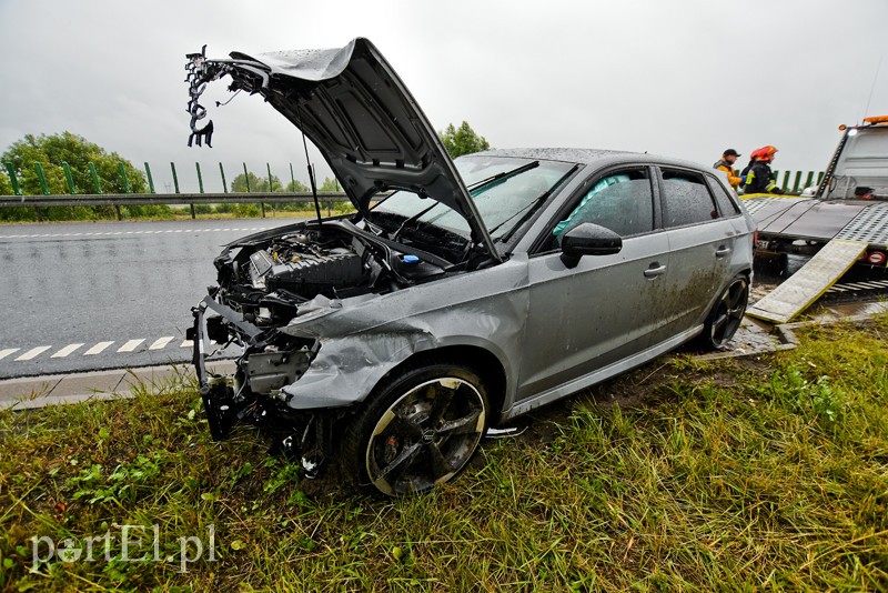 Wypadek na "siódemce". Kierowcy stoją w korku zdjęcie nr 205129