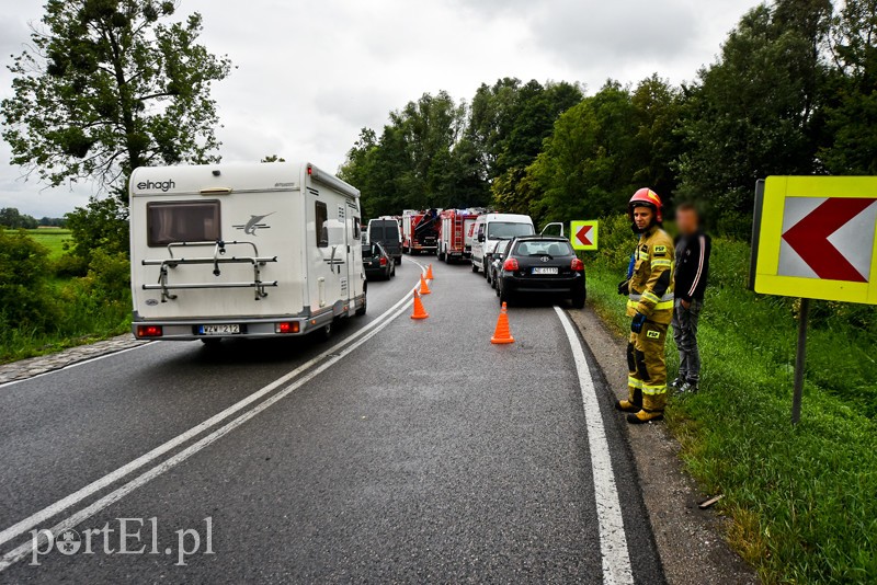 Kolizja 4 pojazdów na DK22 zdjęcie nr 205135