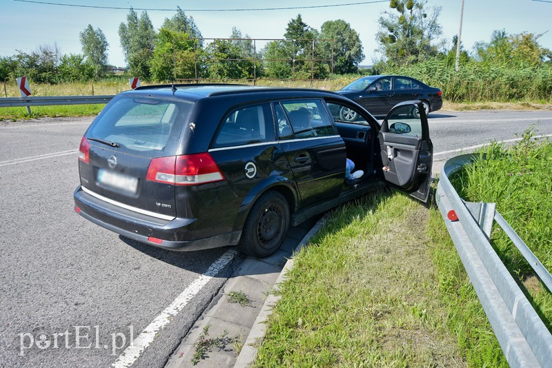 Opel wjechał w kobietę na skuterze zdjęcie nr 205195