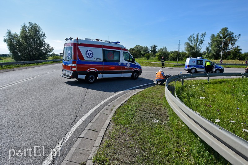 Opel wjechał w kobietę na skuterze zdjęcie nr 205192