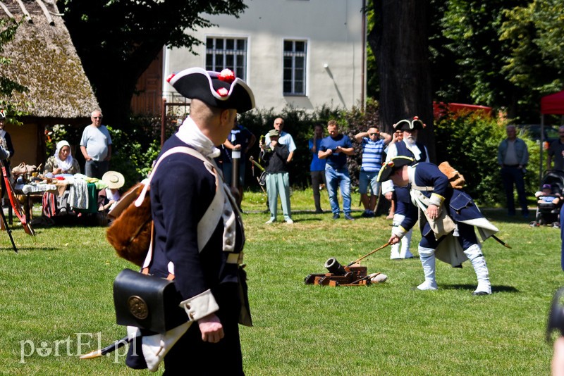 Wystrzałowy dziedziniec zdjęcie nr 205534