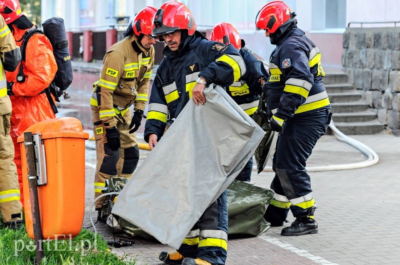 Niebezpieczna substancja wyciekła w pralni zdjęcie nr 205692