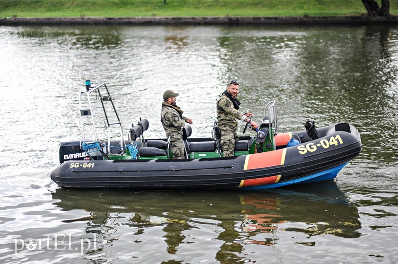 Zabawa z policjantami zdjęcie nr 206082