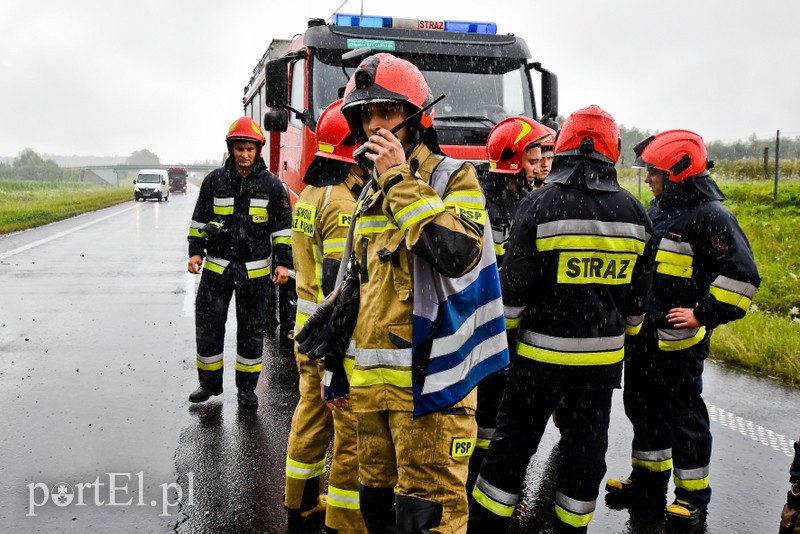 Wpadli w poślizg na ul. Łęczyckiej i na S22 zdjęcie nr 206184