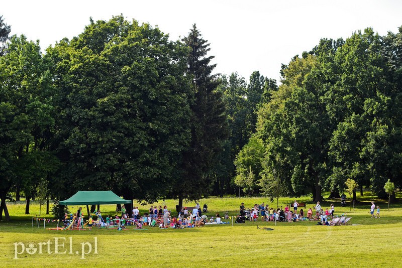 Relaks w parku dla każdego zdjęcie nr 206561