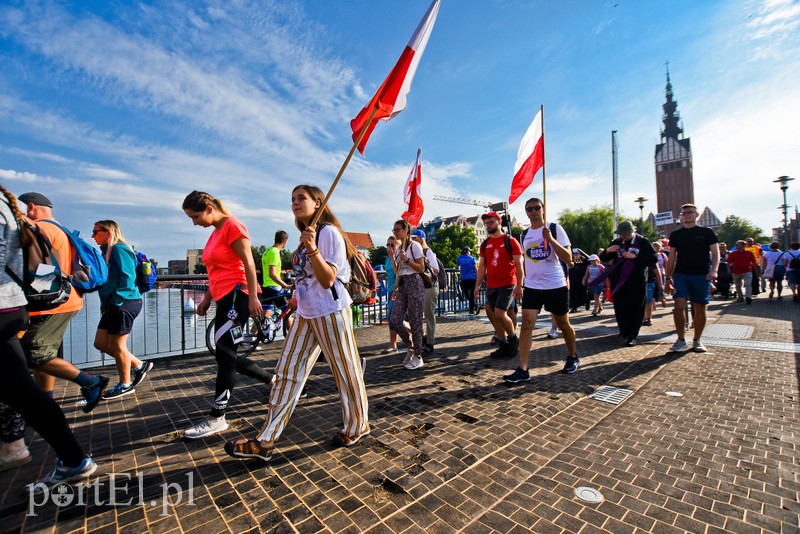 Pielgrzymka nie jest tylko dla tych, którzy chodzą do kościoła zdjęcie nr 206608