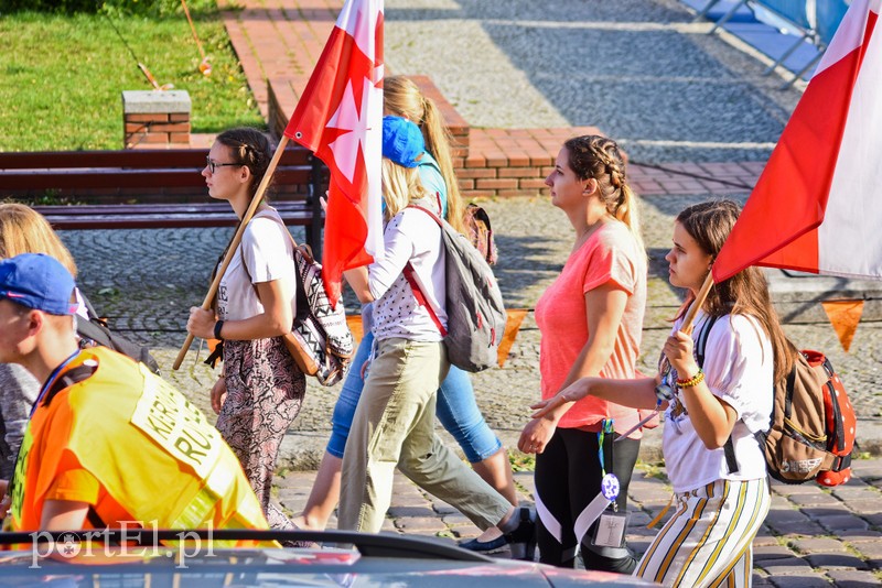 Pielgrzymka nie jest tylko dla tych, którzy chodzą do kościoła zdjęcie nr 206602